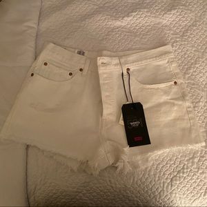 Women’s Levi’s Shorts